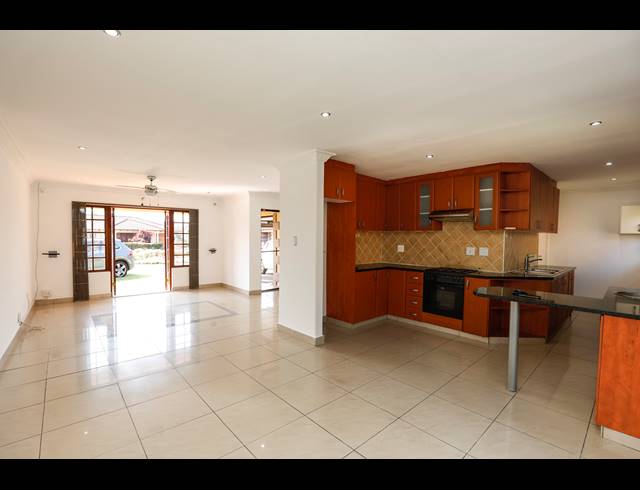 3 BEDROOM SECTIONAL TITLE FOR SALE IN MORNINGSIDE